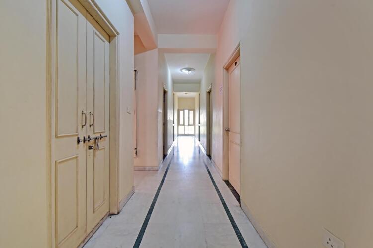 hotel o star board