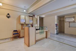 hotel o star board