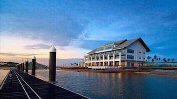 duyong marina and resort