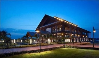 duyong marina and resort