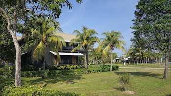 duyong marina and resort