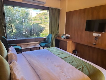 vijaygarh resort and cottages with private pool