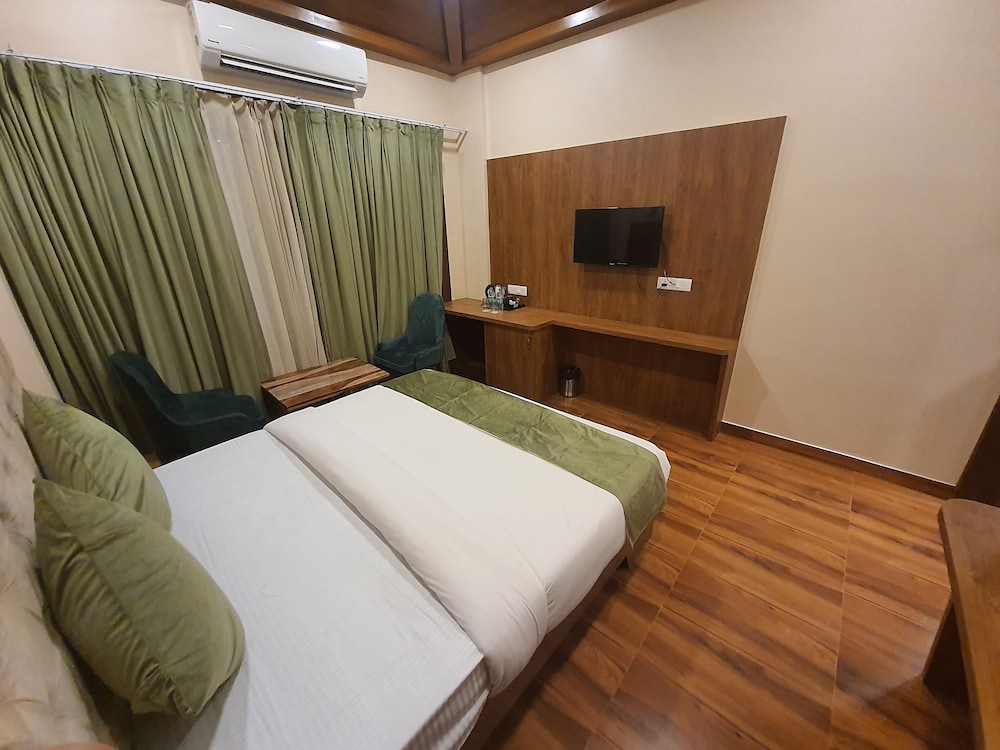 vijaygarh resort and cottages with private pool