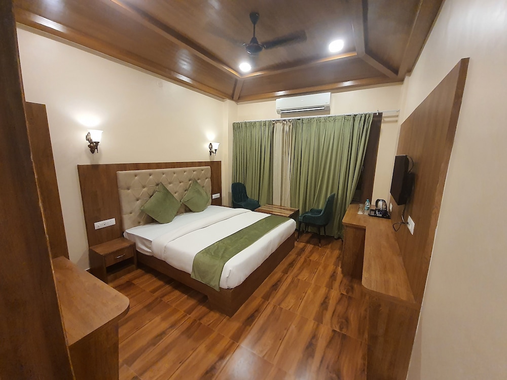 vijaygarh resort and cottages with private pool