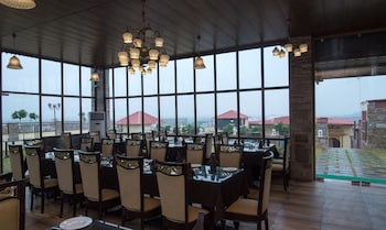 vijaygarh resort and cottages with private pool