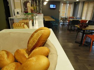 hotelf1 lyon bourgoin jallieu