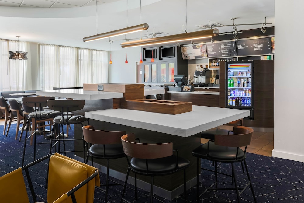 courtyard by marriott austin airport
