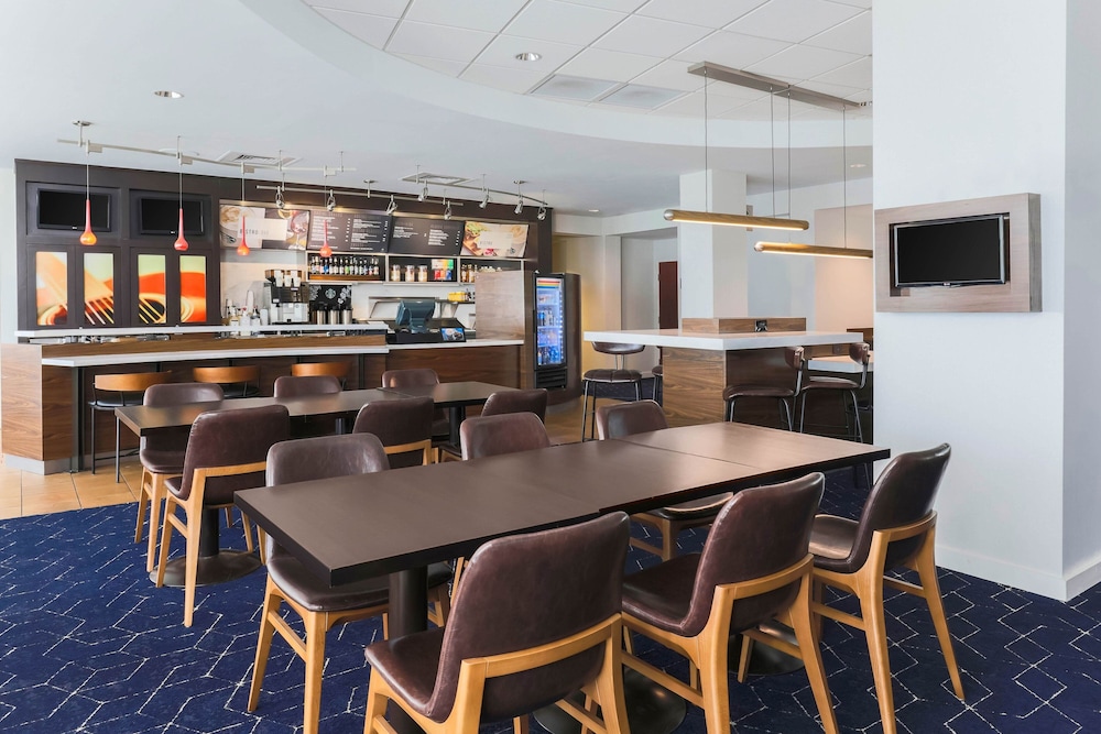courtyard by marriott austin airport