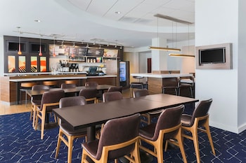 courtyard by marriott austin airport