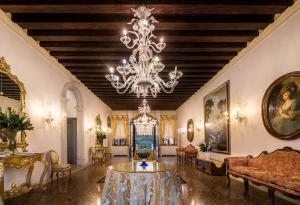 villa franceschi hotel and resort