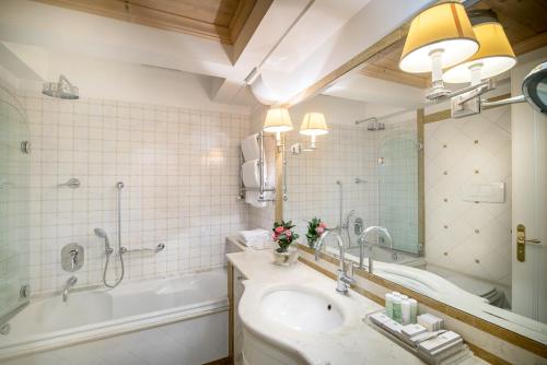 villa franceschi hotel and resort