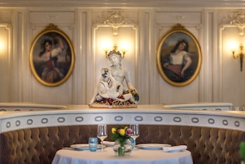 villa franceschi hotel and resort