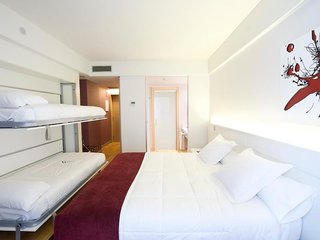 hotel sercotel ciudad de miranda