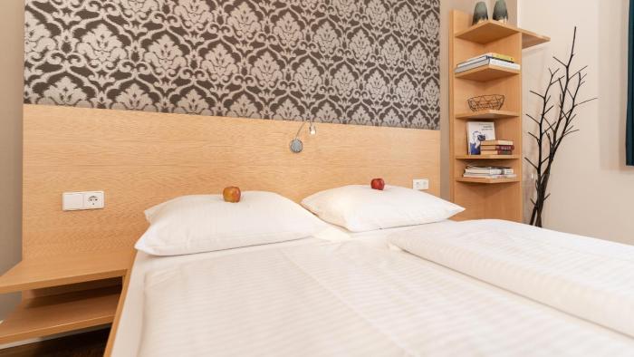 campuszwei hotel and boardinghouse