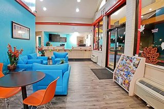 Howard Johnson By Wyndham Houston Hobby Airport,Near 1940 Air Terminal Museum,2 star