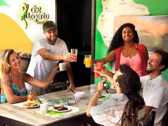 che lagarto hostel buzios