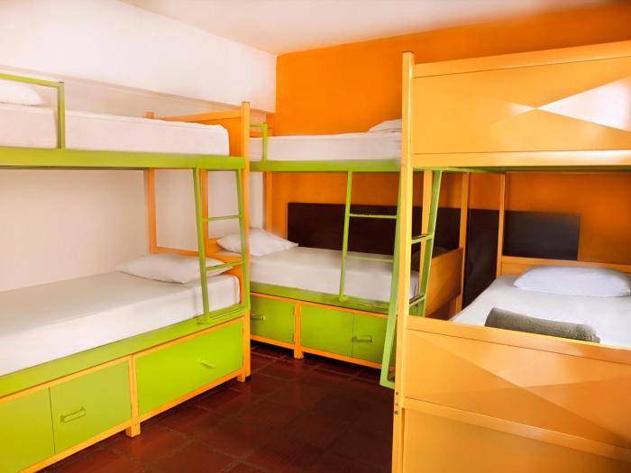 che lagarto hostel buzios