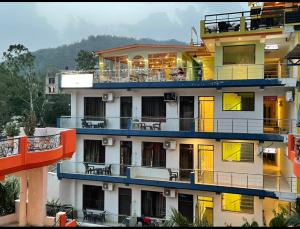tapasthali by meera hotels