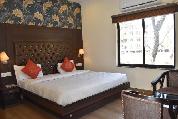 tapasthali by meera hotels