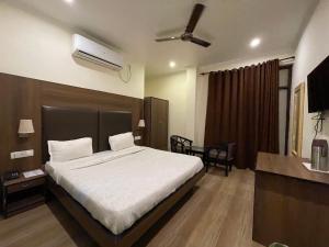 tapasthali by meera hotels