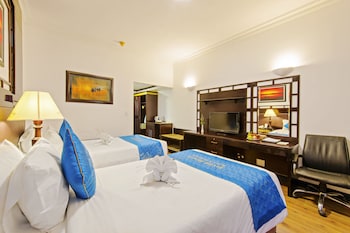 river beach resort and residences