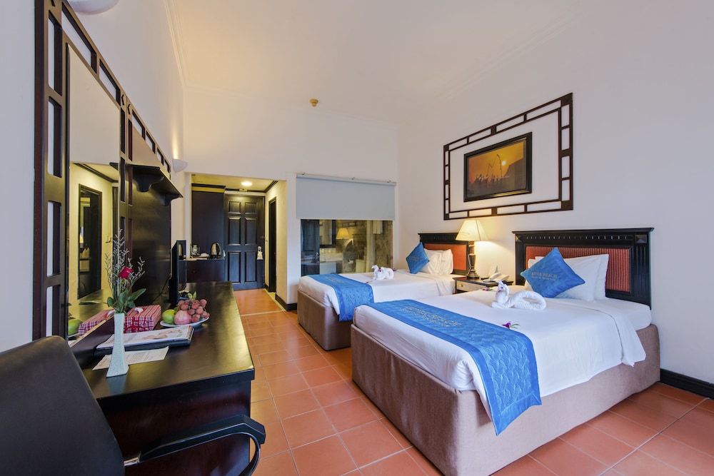 river beach resort and residences