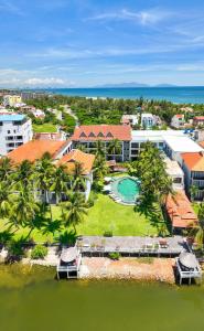 river beach resort and residences