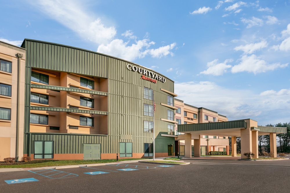courtyard by marriott burlington mt holly westampton