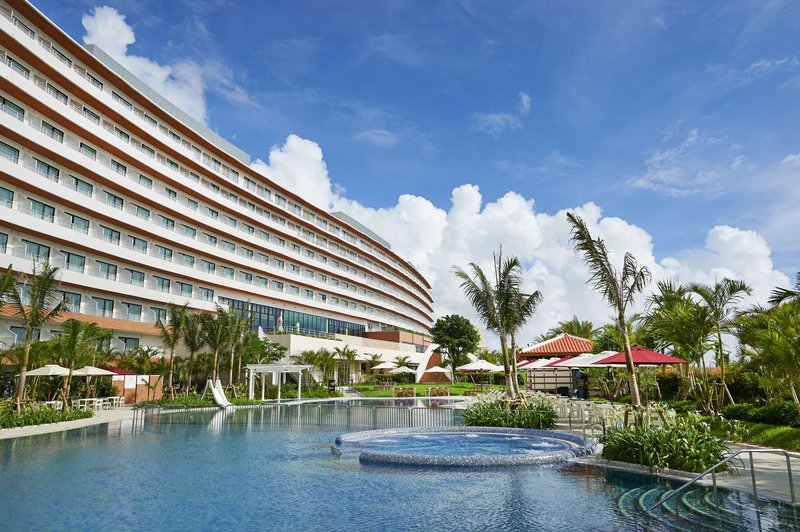 Hilton Okinawa Chatan Resort