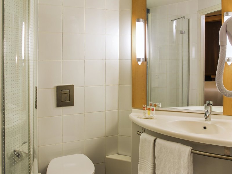 hotel ibis lagos ikeja