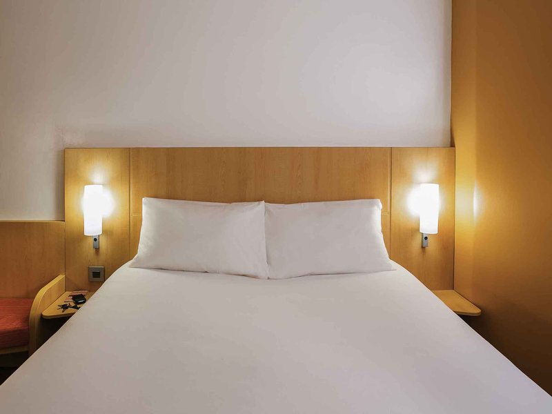 hotel ibis lagos ikeja