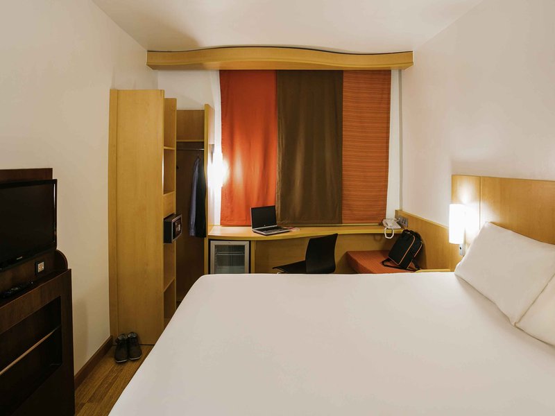 hotel ibis lagos ikeja
