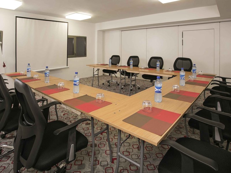 hotel ibis lagos ikeja