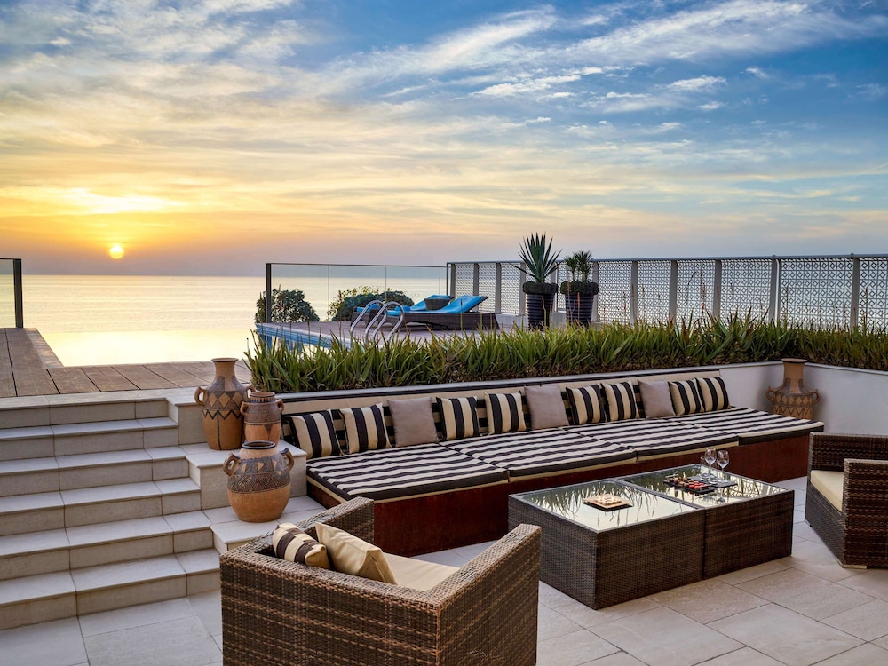 sofitel bahrain zallaq thalassa sea and spa