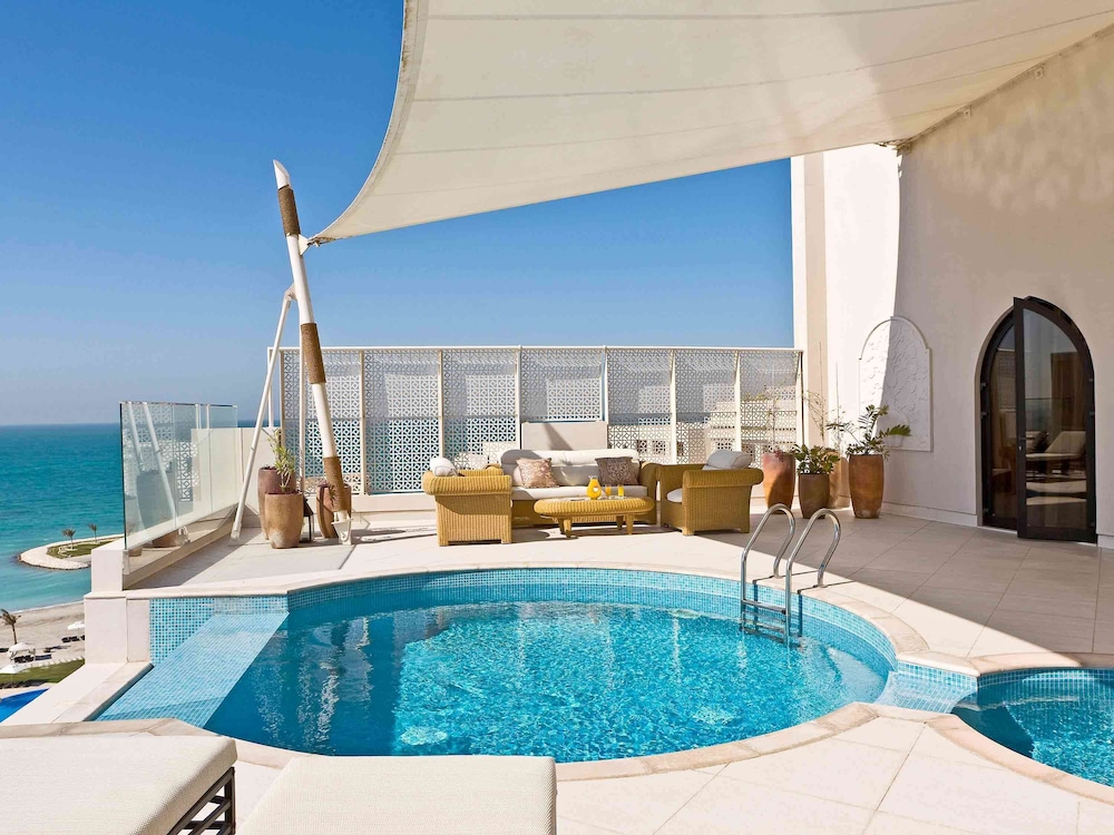 sofitel bahrain zallaq thalassa sea and spa