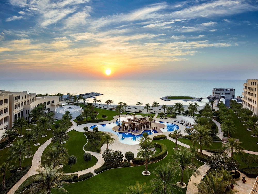 sofitel bahrain zallaq thalassa sea and spa