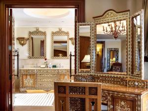 Hotel-Img