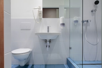 maverick budapest soho