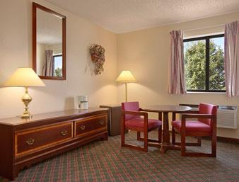 super 8 by wyndham springfield battlefield