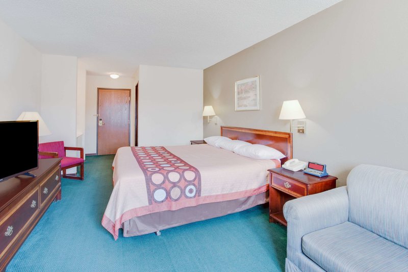 super 8 by wyndham springfield battlefield