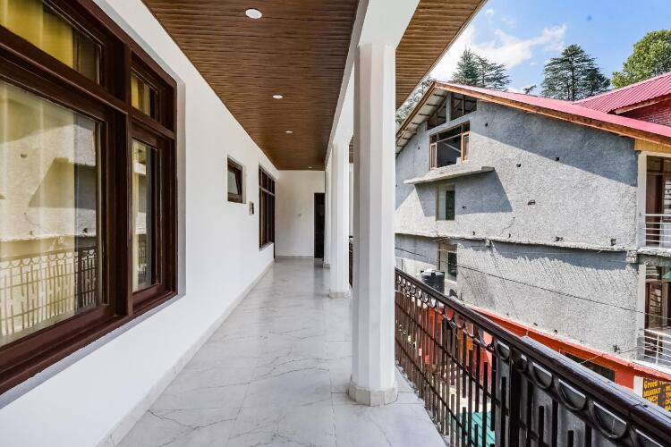 hotel devidyar