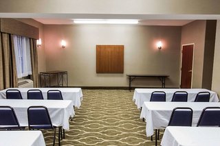 Comfort Inn & Suites Jackson,Michigan>>Jackson,3 star