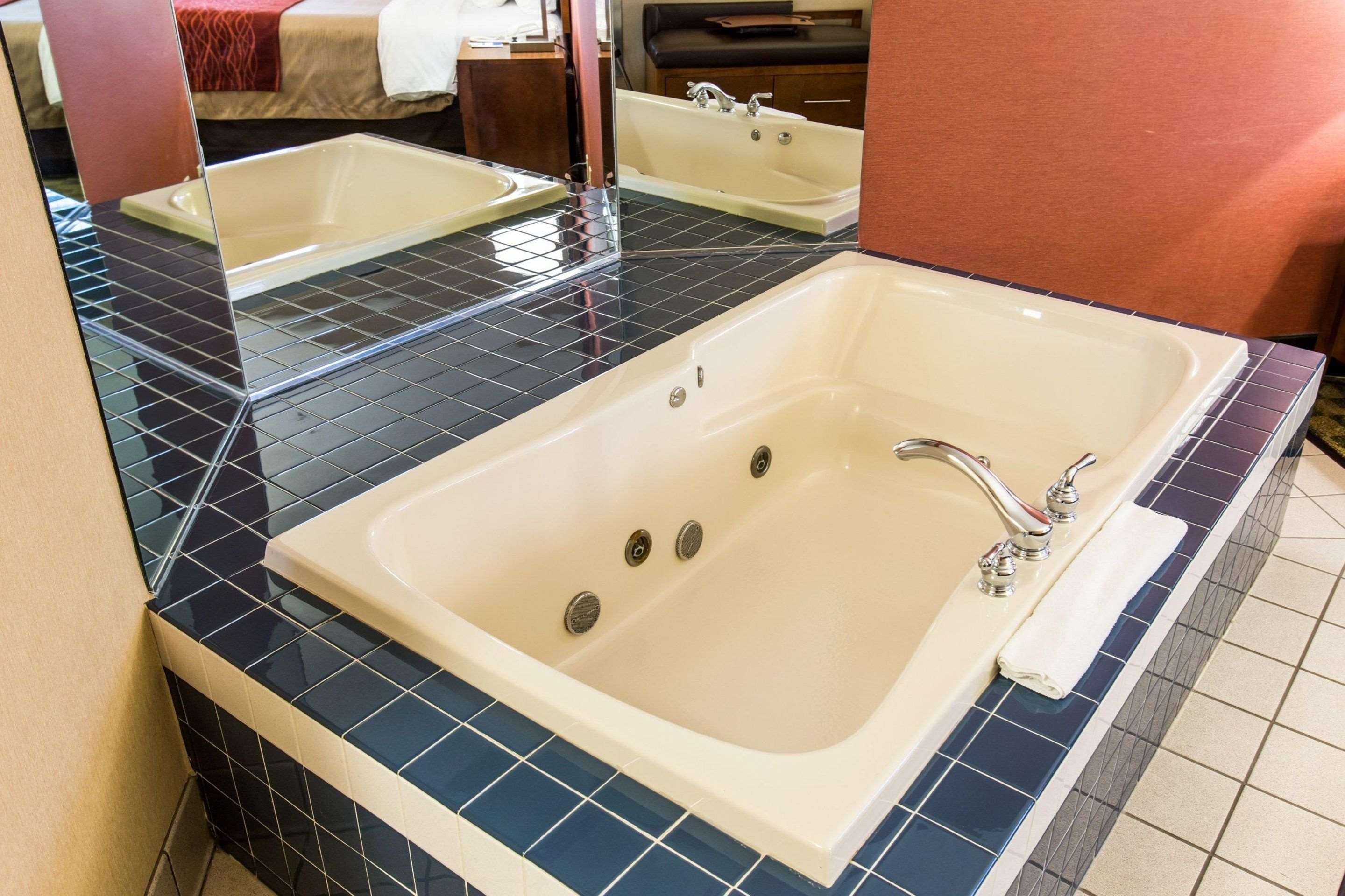 comfort inn and suites jackson