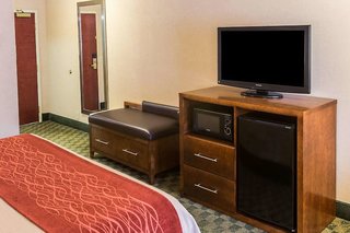 comfort inn and suites jackson