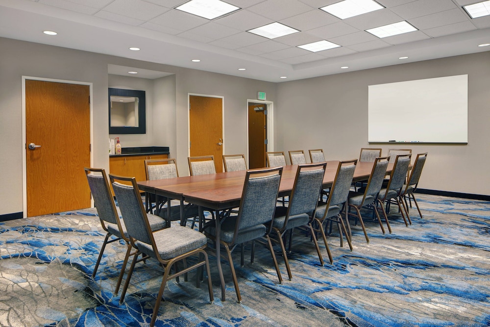 fairfield inn and suites by marriott carlsbad