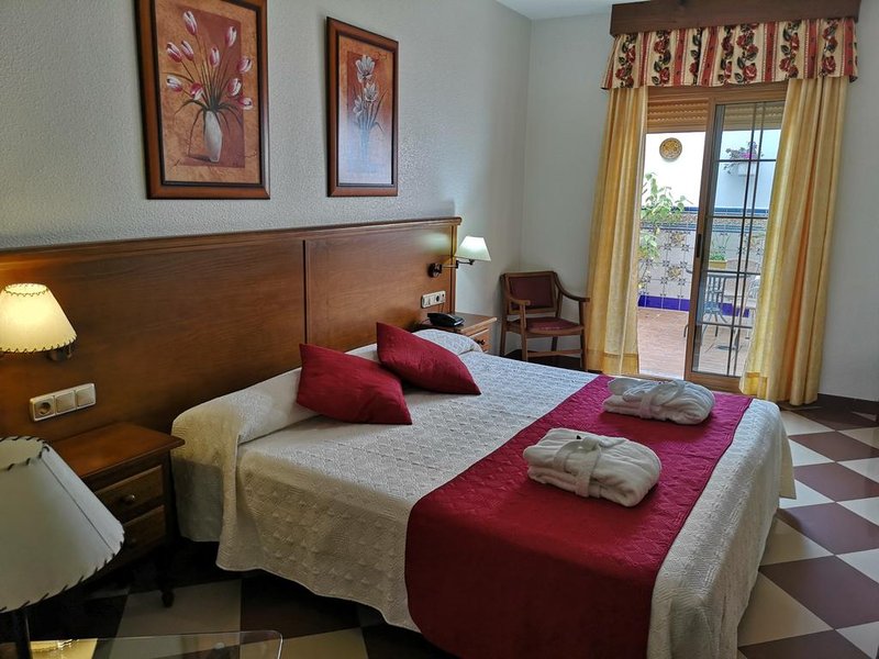 hotel avenida tropical