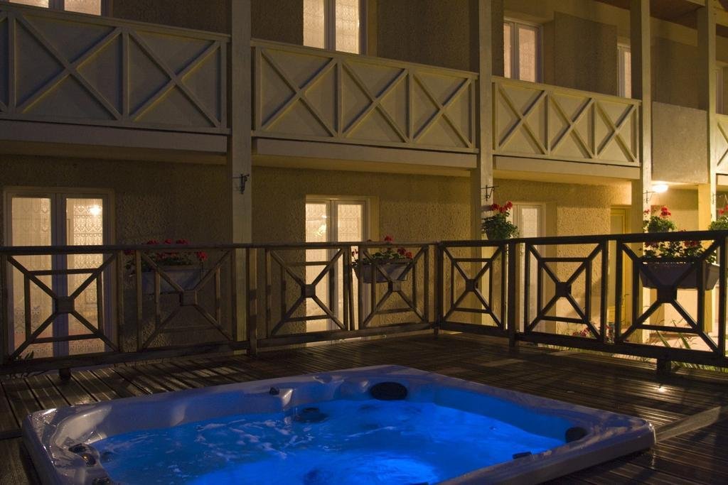 hotel les comtes de pardiac