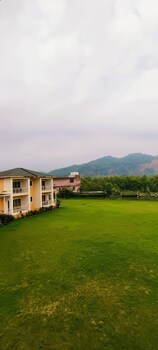 Limewood Riverside Resort,Dhikuli,4 star