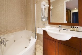 hotel kleber champs elysees tour eiffel paris