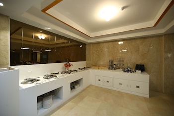 rohhotel